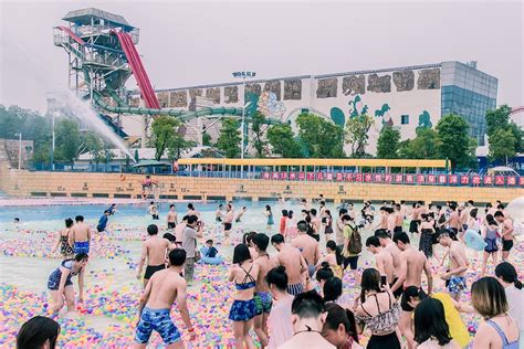 Wuhan Star Pools .